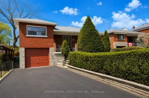 24 Morgan Avenue Toronto ON M8Y 2Z8