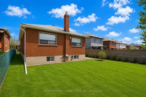 24 Morgan Avenue Toronto ON M8Y 2Z8