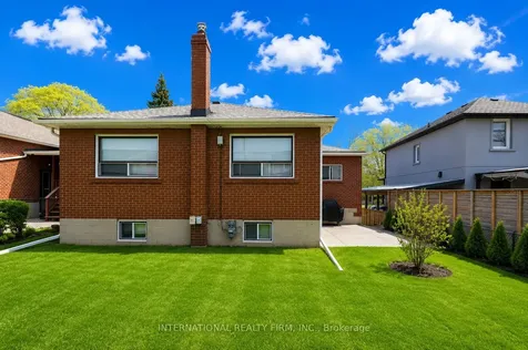 24 Morgan Avenue Toronto ON M8Y 2Z8