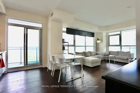 33 Shore Breeze Drive Toronto ON M8V 0G1