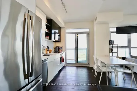 33 Shore Breeze Drive Toronto ON M8V 0G1