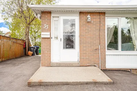 33 Garside Crescent Brampton ON L6S 1H5