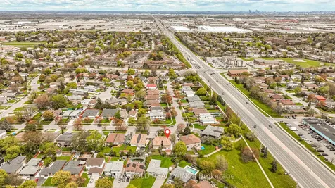 33 Garside Crescent Brampton ON L6S 1H5