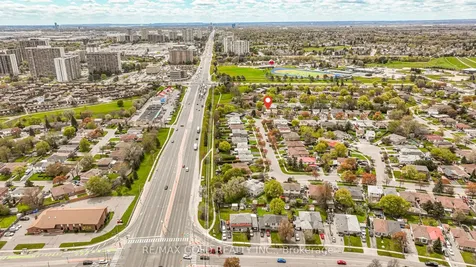 33 Garside Crescent Brampton ON L6S 1H5