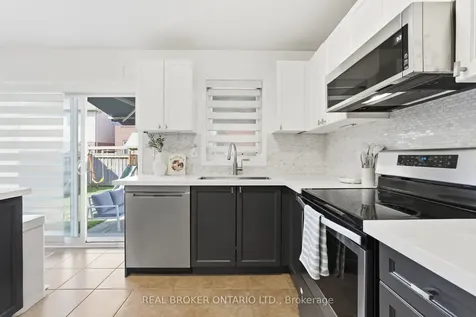 1119 Solomon Court Milton ON L9T 8H1