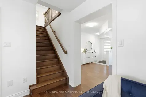 1119 Solomon Court Milton ON L9T 8H1