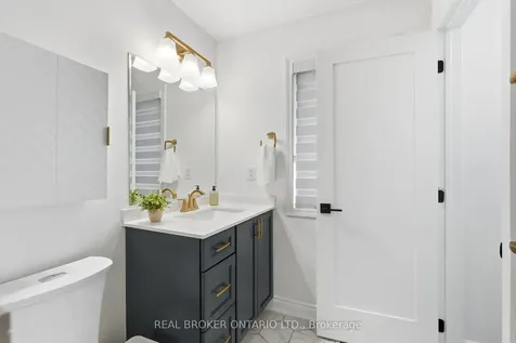1119 Solomon Court Milton ON L9T 8H1