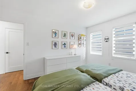 1119 Solomon Court Milton ON L9T 8H1