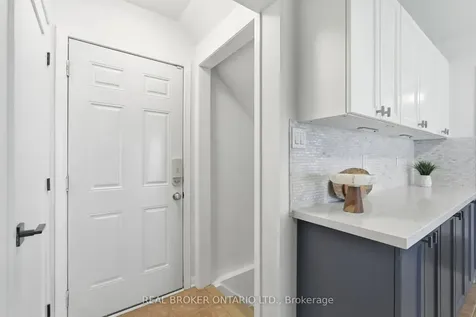 1119 Solomon Court Milton ON L9T 8H1