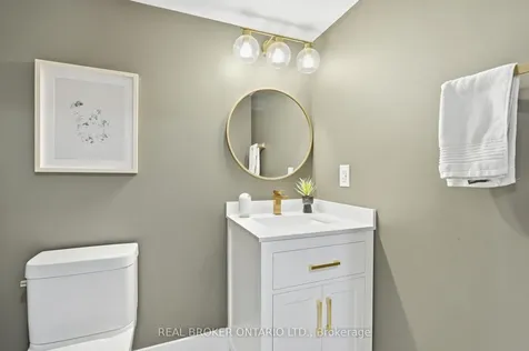 1119 Solomon Court Milton ON L9T 8H1