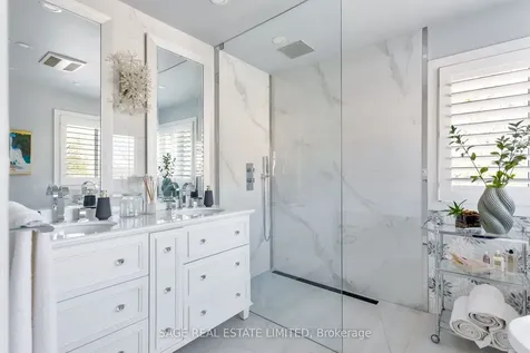 1463 Daventry Court Mississauga ON L5N 7Z1