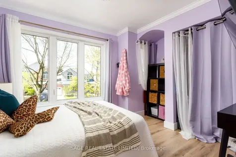 1463 Daventry Court Mississauga ON L5N 7Z1