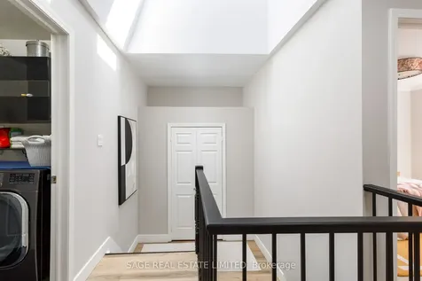 1463 Daventry Court Mississauga ON L5N 7Z1