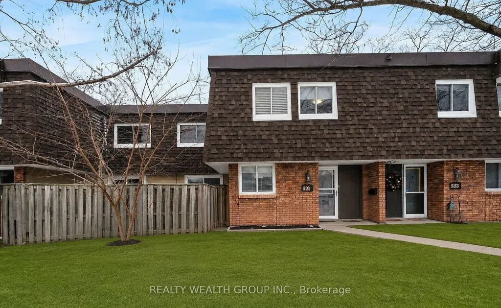 521 Timber Lane Burlington ON L7L 4B1