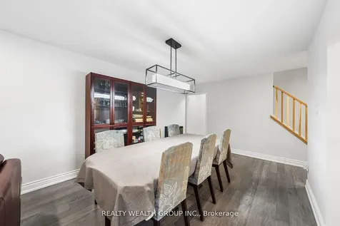 521 Timber Lane Burlington ON L7L 4B1