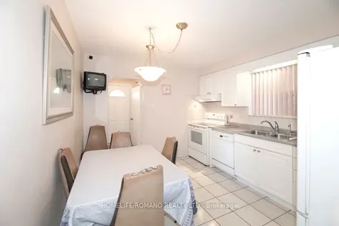 24 Katherine Road Toronto ON M3K 1H9