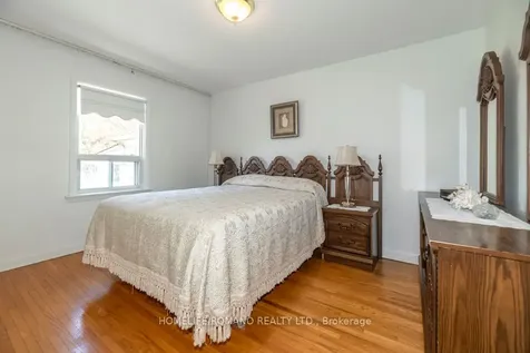 24 Katherine Road Toronto ON M3K 1H9