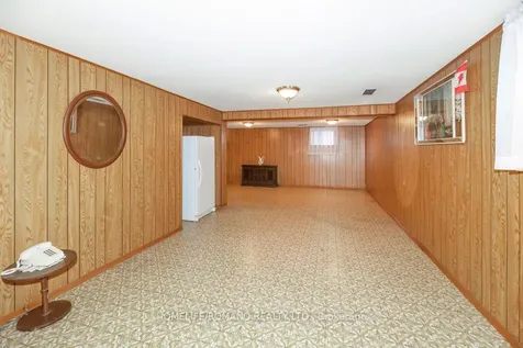 24 Katherine Road Toronto ON M3K 1H9