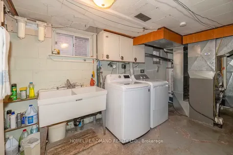 24 Katherine Road Toronto ON M3K 1H9