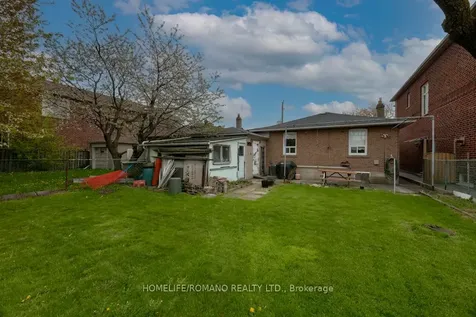 24 Katherine Road Toronto ON M3K 1H9