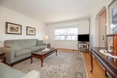 24 Katherine Road Toronto ON M3K 1H9