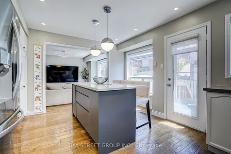 1356 Ridgebank Drive Oakville ON L6M 4A6