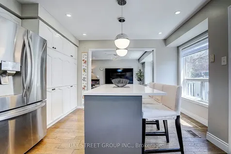 1356 Ridgebank Drive Oakville ON L6M 4A6