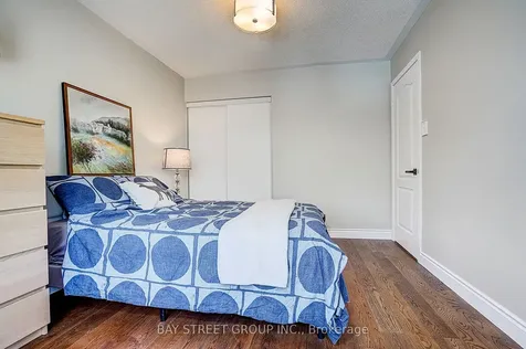 1356 Ridgebank Drive Oakville ON L6M 4A6