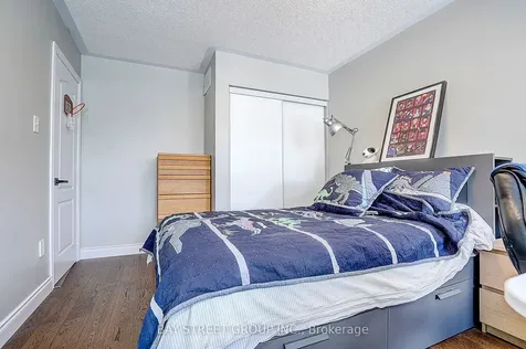 1356 Ridgebank Drive Oakville ON L6M 4A6