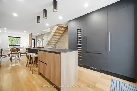 87 Mackay Avenue Toronto ON M6H 2N7