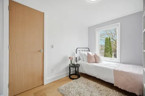 87 Mackay Avenue Toronto ON M6H 2N7