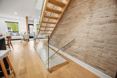 87 Mackay Avenue Toronto ON M6H 2N7