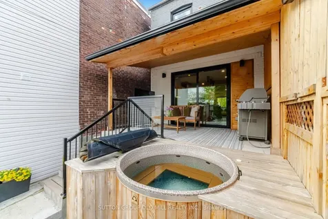 87 Mackay Avenue Toronto ON M6H 2N7
