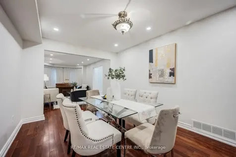 5580 Millbrook Lane Mississauga ON L5M 3X9