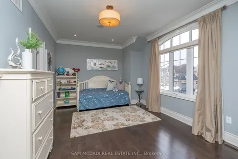 4 Port Hope Hollow Brampton ON L6Y 0C1