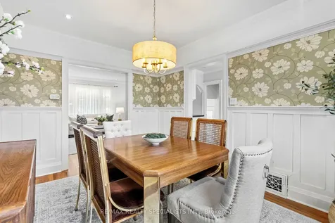 18 Dartmouth Crescent Toronto ON M8V 1X1