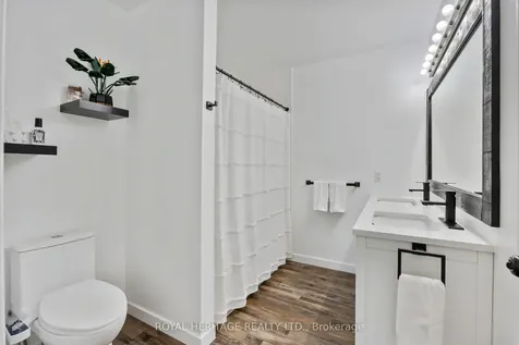 1251 Quest Circle Mississauga ON L5N 8B6