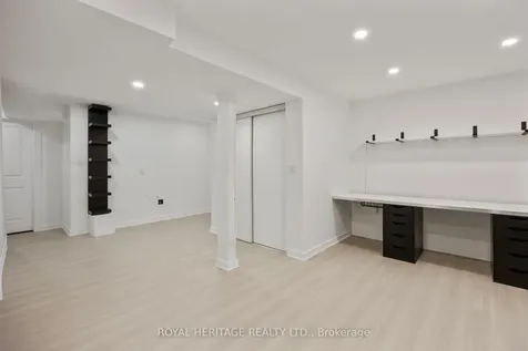 1251 Quest Circle Mississauga ON L5N 8B6