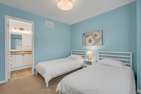 141 Thirteenth Street Toronto ON M8V 4E4