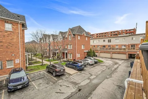 141 Thirteenth Street Toronto ON M8V 4E4