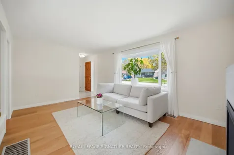 18 Erlesmere Avenue Brampton ON L6W 2T5