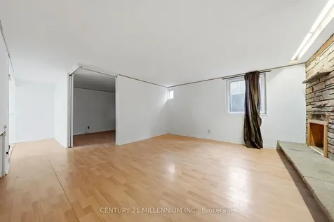 2585 Lake Shore Boulevard W Toronto ON M8V 1G3