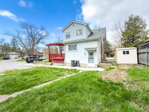2585 Lake Shore Boulevard W Toronto ON M8V 1G3