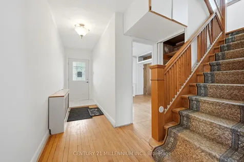 2585 Lake Shore Boulevard W Toronto ON M8V 1G3