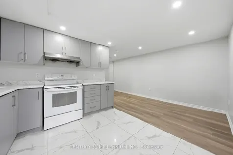 42 Feathertop Lane Brampton ON L6R 1W9