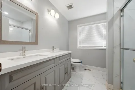 42 Feathertop Lane Brampton ON L6R 1W9