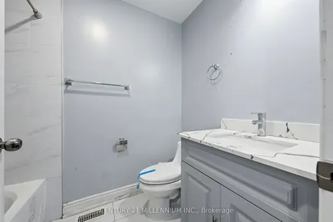 42 Feathertop Lane Brampton ON L6R 1W9