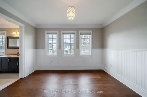 3353 Skipton Lane Oakville ON L6M 0K3