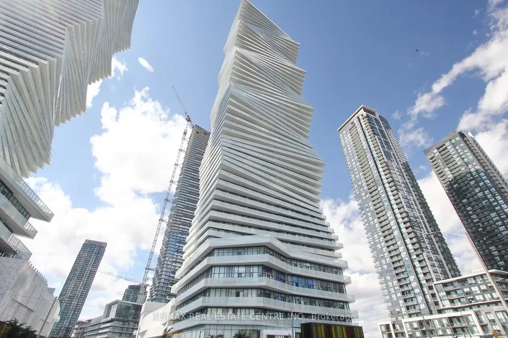 3900 Confederation Parkway Mississauga ON L5B 0M3