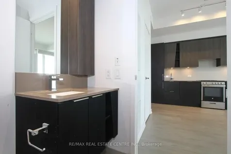 3900 Confederation Parkway Mississauga ON L5B 0M3